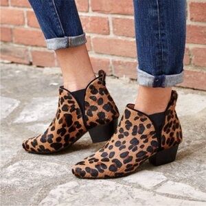 Sezane Andy Calf Leather Leopard Print Heeled Chelsea Boots in Brown